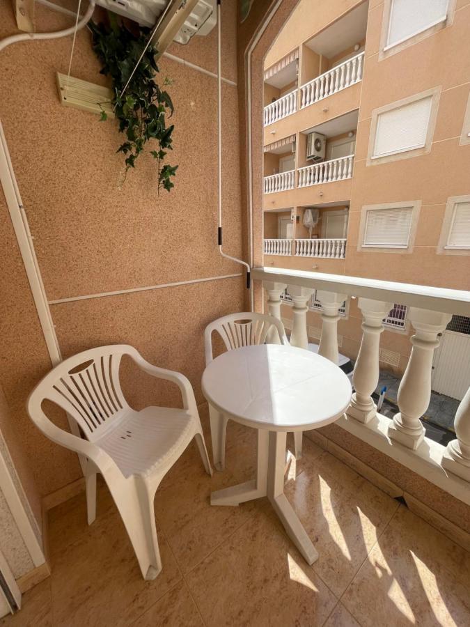 Apartment Goya Torrevieja Exterior photo